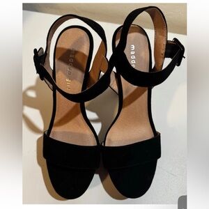 Madden Girl Elegant Black Sandals